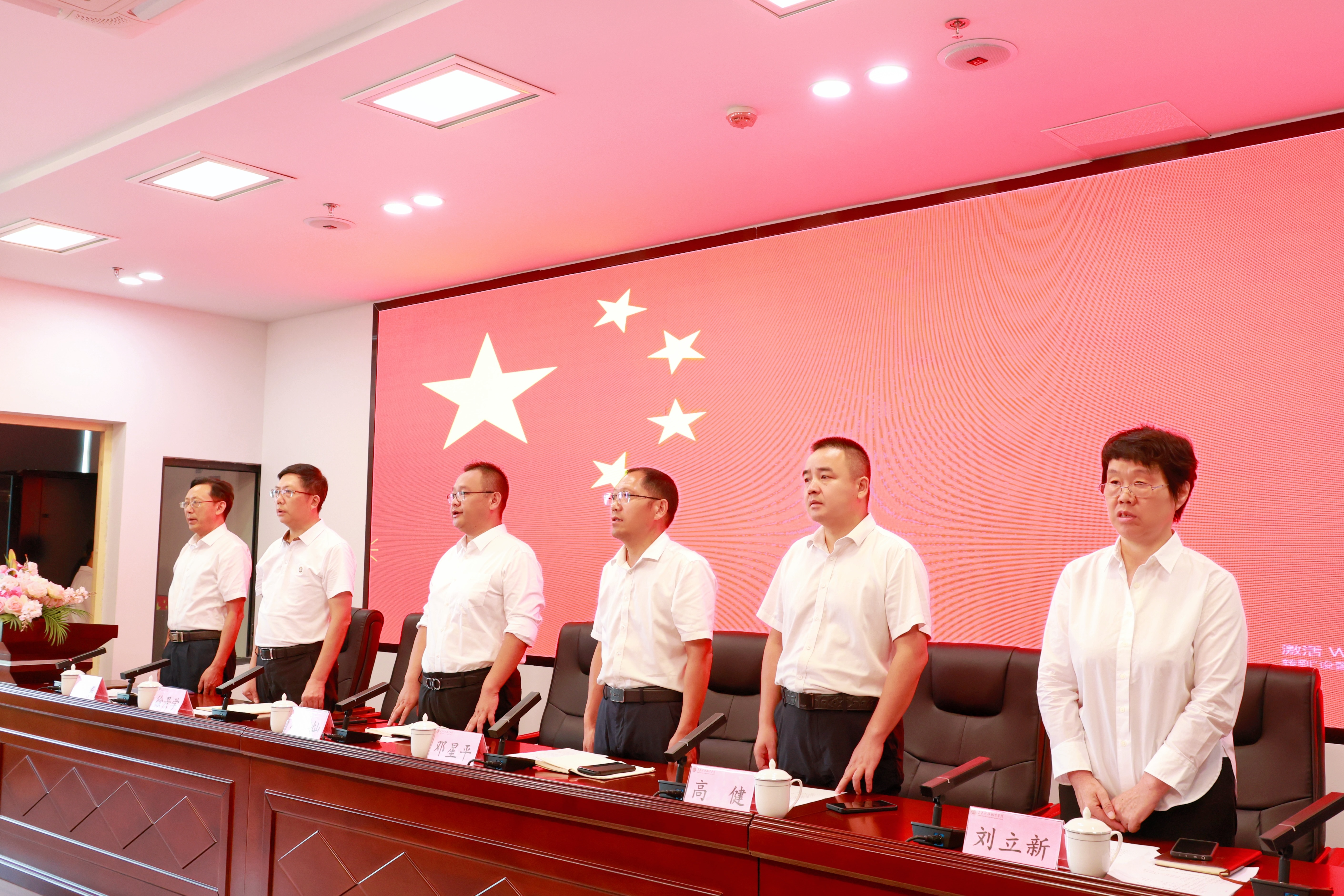 IMG_1253.JPG IMG_1253.JPG