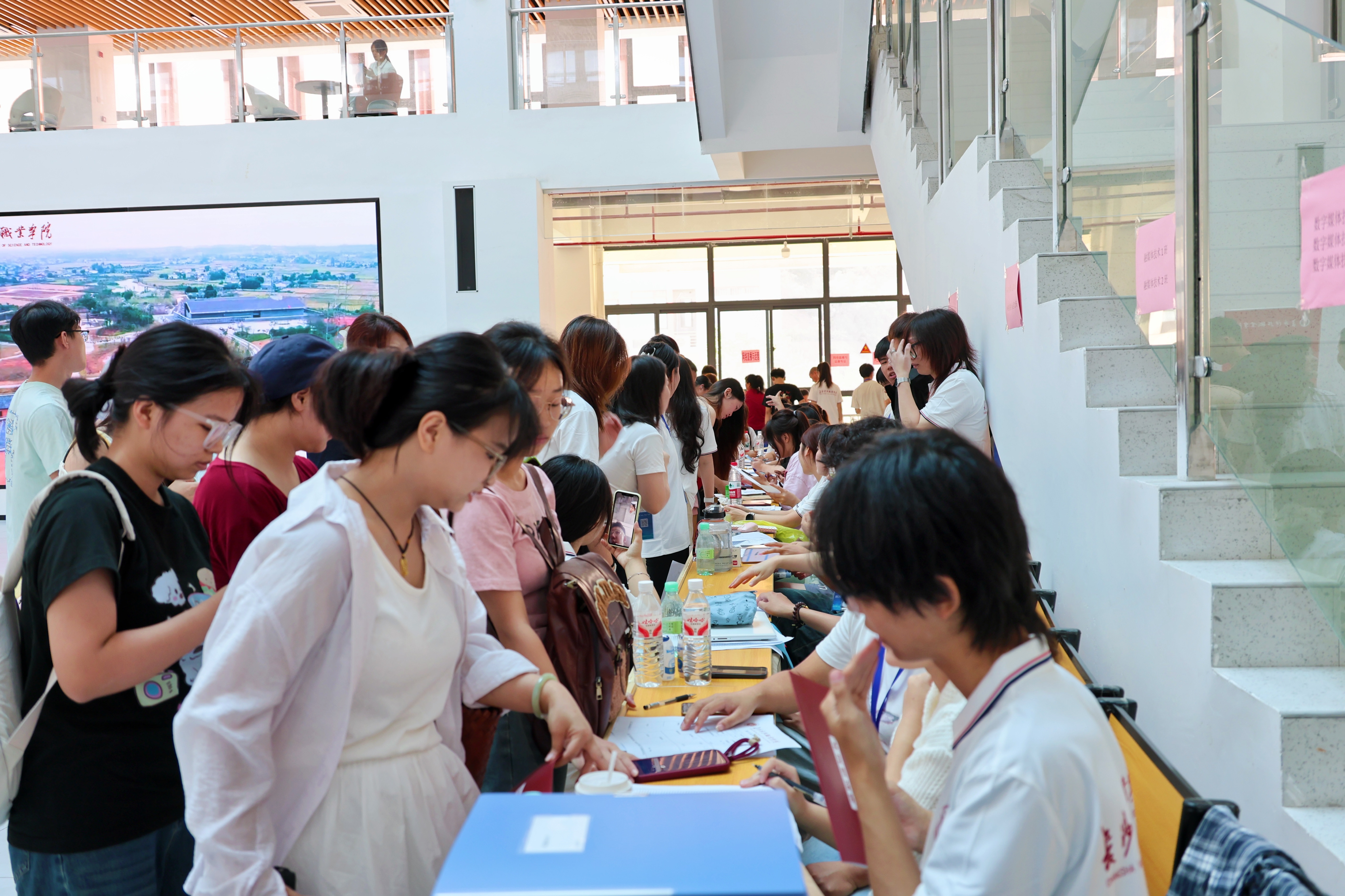 IMG_1613.JPG IMG_1613.JPG