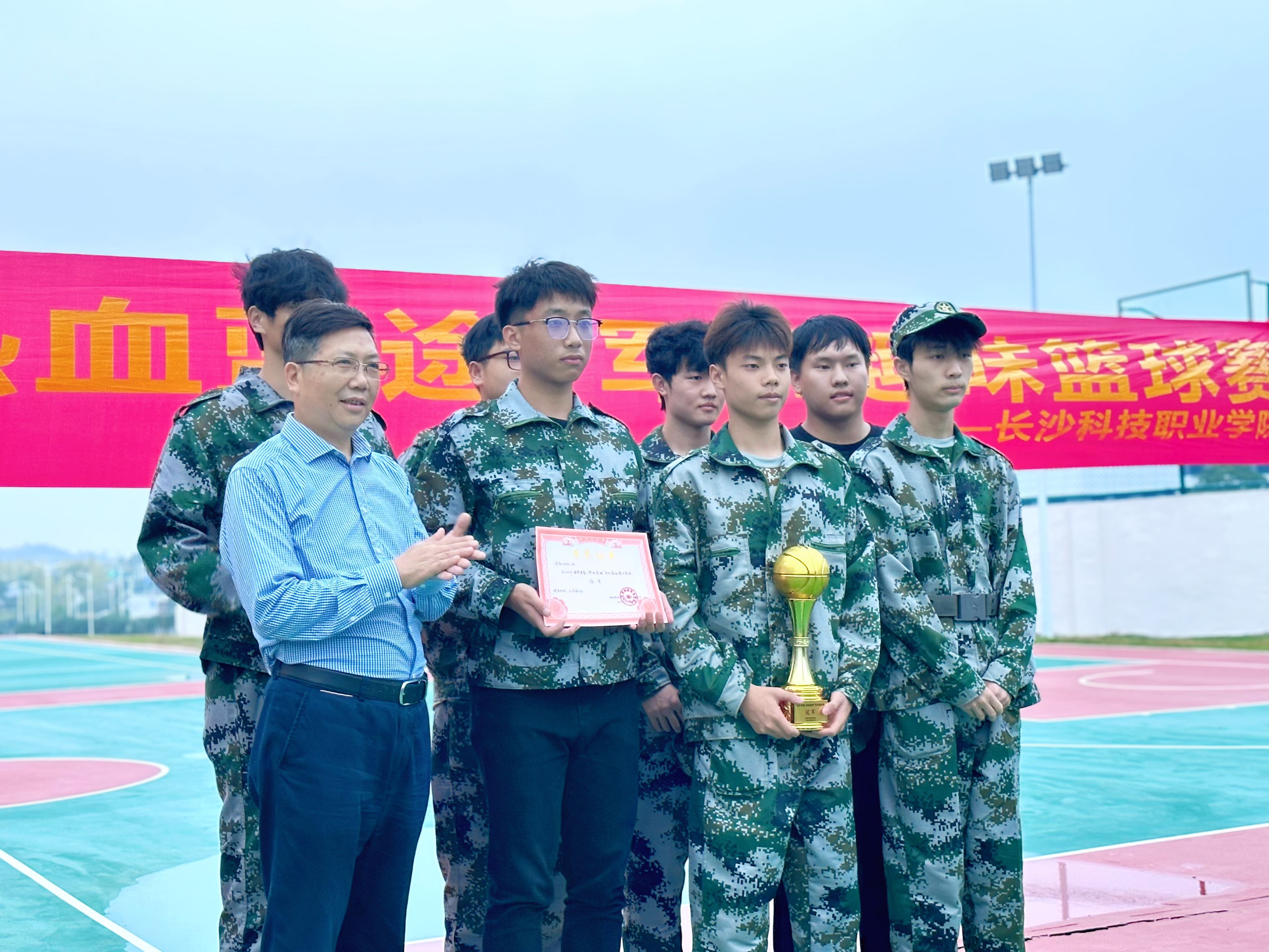 IMG_2131.JPG IMG_2131.JPG